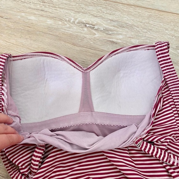 Niptuck Swim Red Sorrento Stripe Joanne Twist Front Tummy Control Tankini Top - Picture 11 of 12